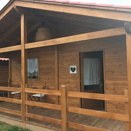 Camping Puigcercos Borreda ภายนอก รูปภาพ