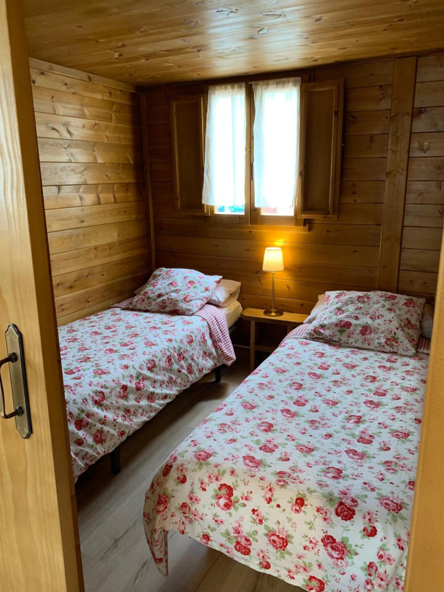 Camping Puigcercos Borreda ภายนอก รูปภาพ
