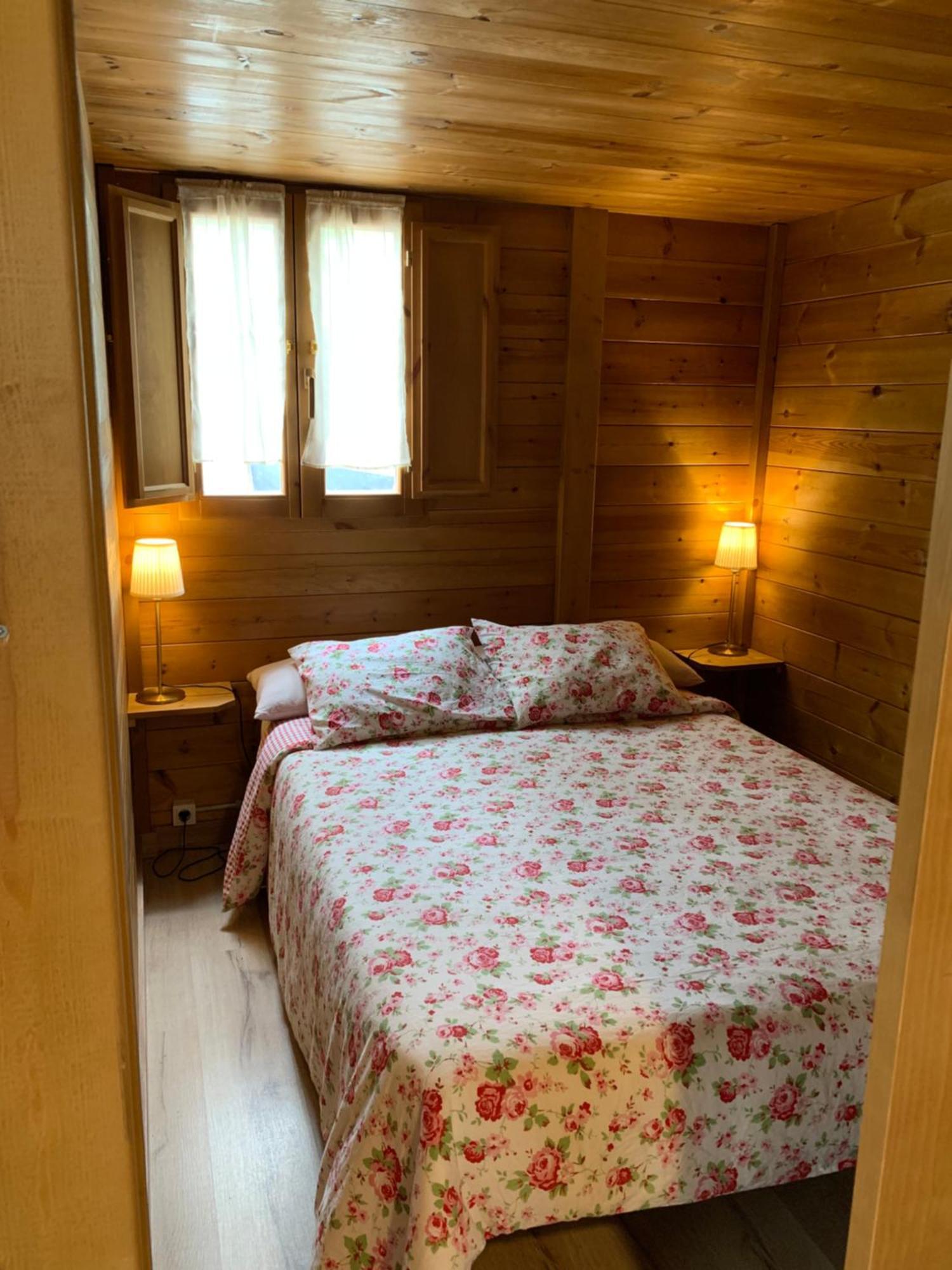 Camping Puigcercos Borreda ภายนอก รูปภาพ